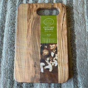 Dash of That Olive Wood Cutting Board 14x9 NWT